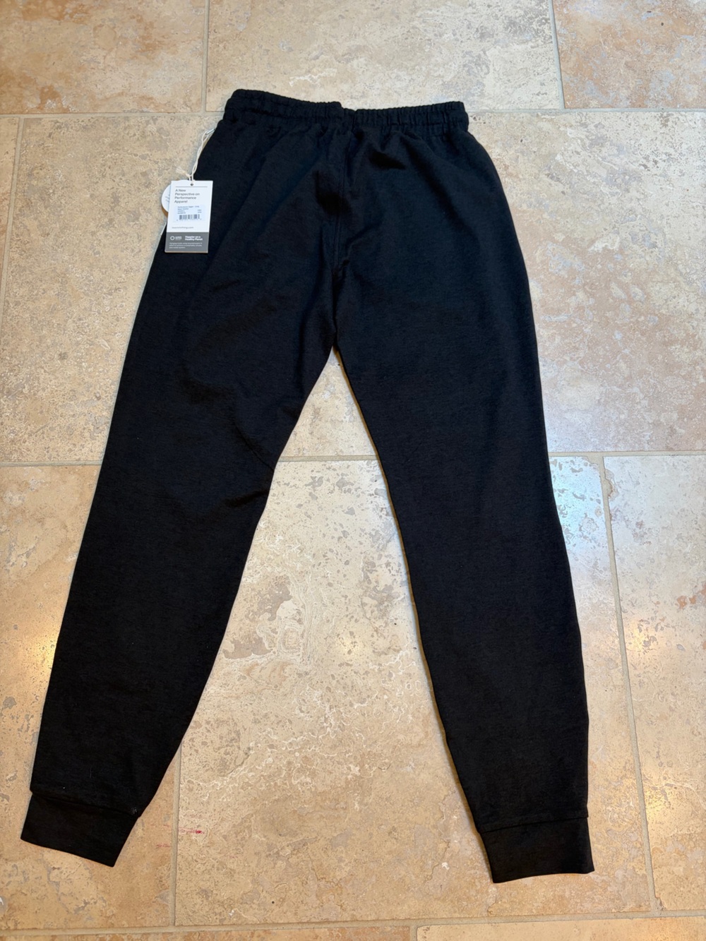 Vuori women’s black heather Performance Jogger - Picture 3 of 3